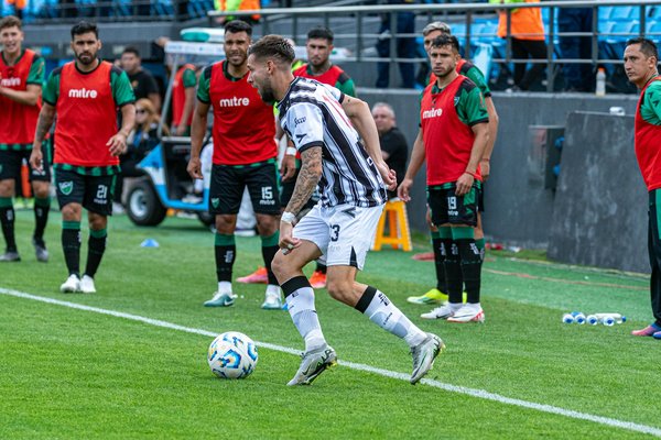 Unlock optimal fuel performance: a comprehensive guide to installing a power commander on your sport bike for uk road adventures